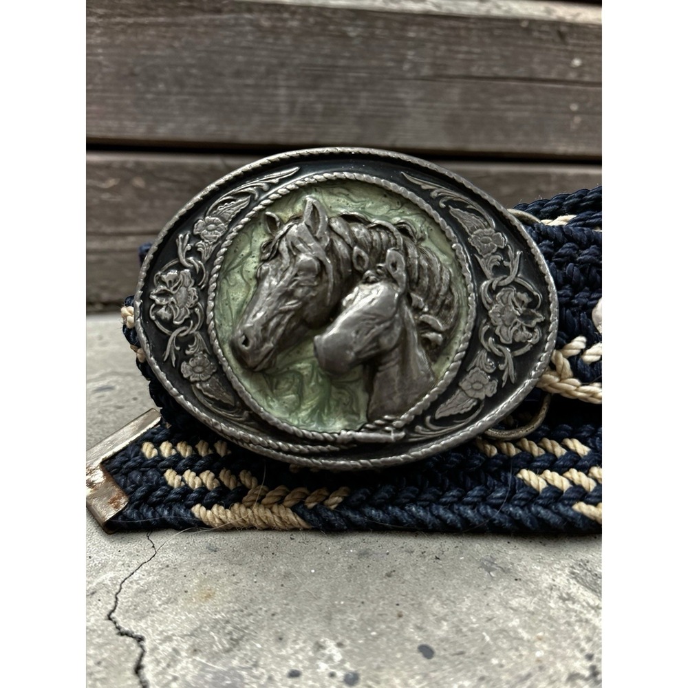 Vintage Siskiyou Buckle Co Horse Heads Western Belt‎ USA 45in